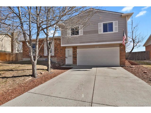 7686 S Garland St, Littleton, CO 80128