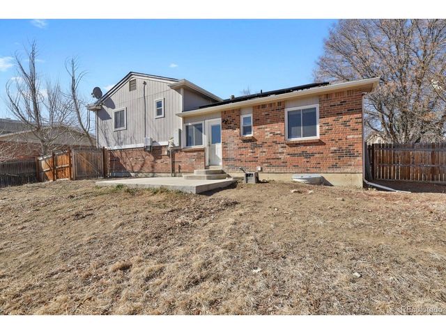 7686 S Garland St, Littleton, CO 80128