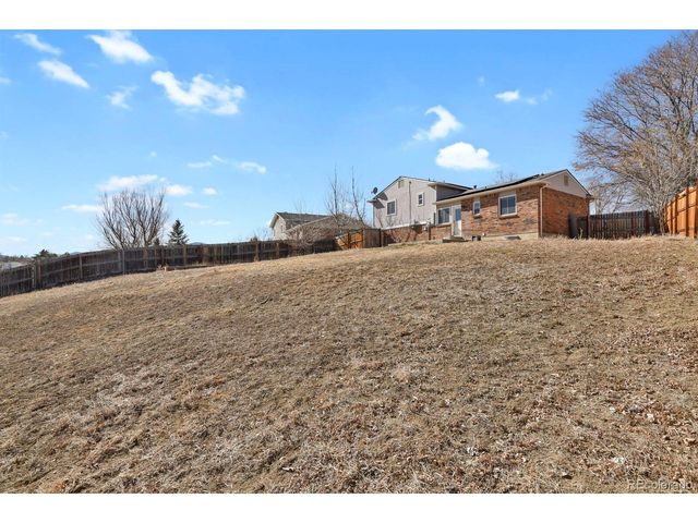 7686 S Garland St, Littleton, CO 80128