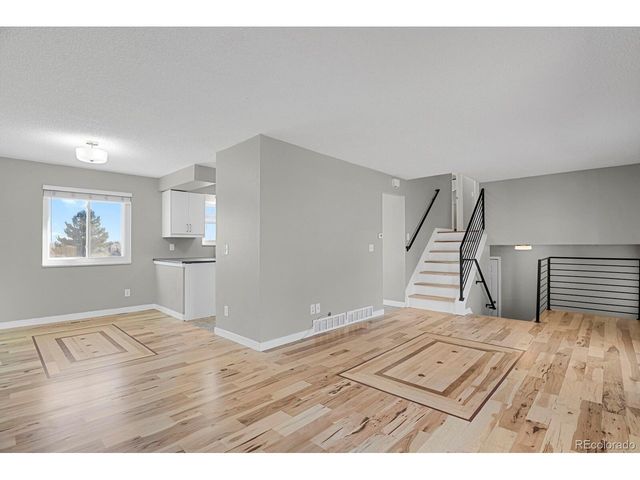 7686 S Garland St, Littleton, CO 80128