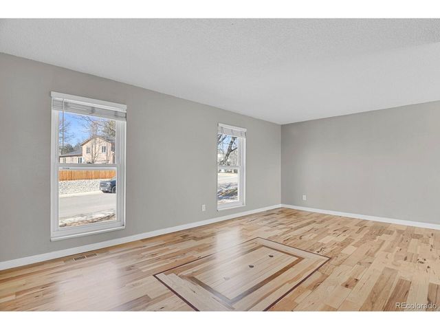 7686 S Garland St, Littleton, CO 80128