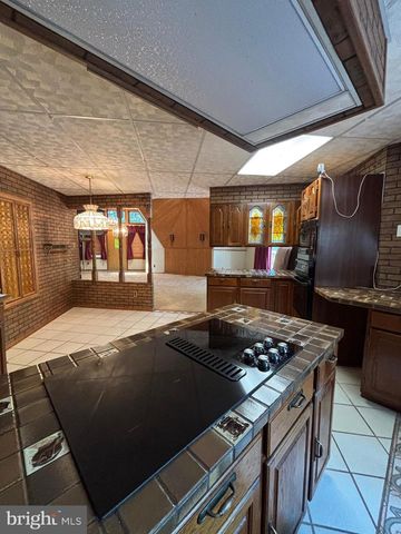 1349 QUAKER CHURCH RD, Street, MD 21154