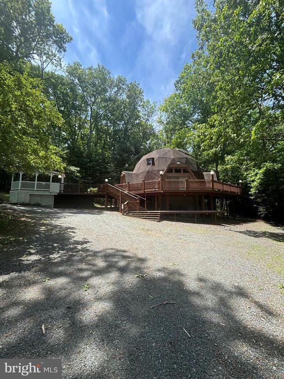 Image 1 of property listing at 1349 QUAKER CHURCH RD, Street, MD 21154