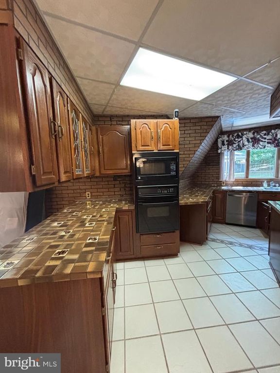 Image 62 of property listing at 1349 QUAKER CHURCH RD, Street, MD 21154