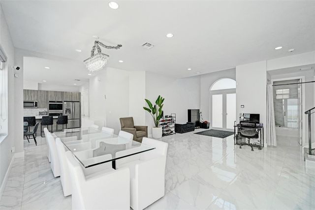 3534 Forest View Creek, Dania Beach, FL 33312