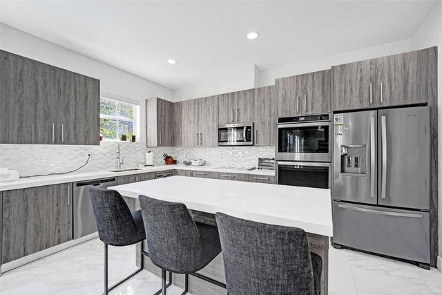 3534 Forest View Creek, Dania Beach, FL 33312