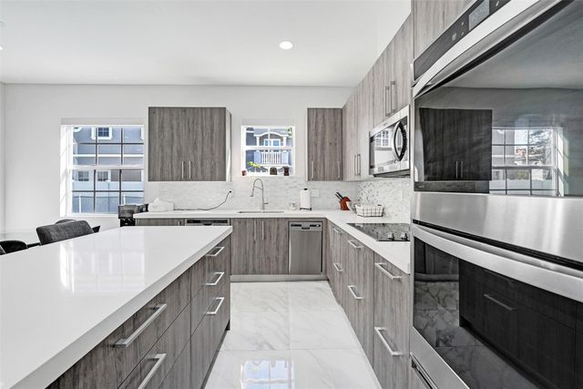 3534 Forest View Creek, Dania Beach, FL 33312