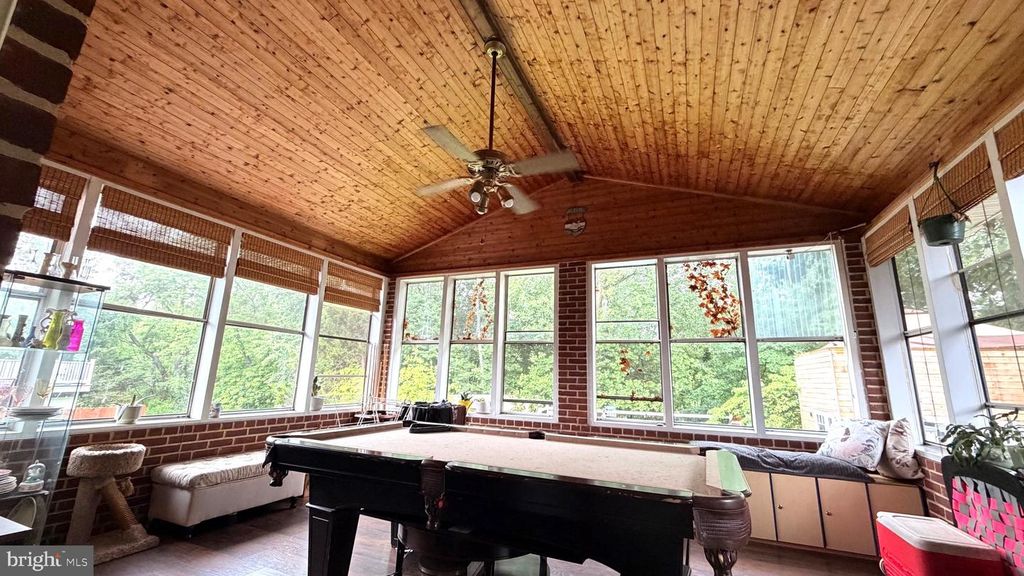 Image 40 of property listing at 4804 HILLTOP CT, Nottingham, MD 21236