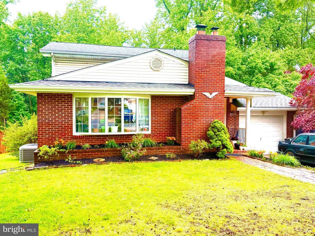 Image 4 of property listing at 4804 HILLTOP CT, Nottingham, MD 21236