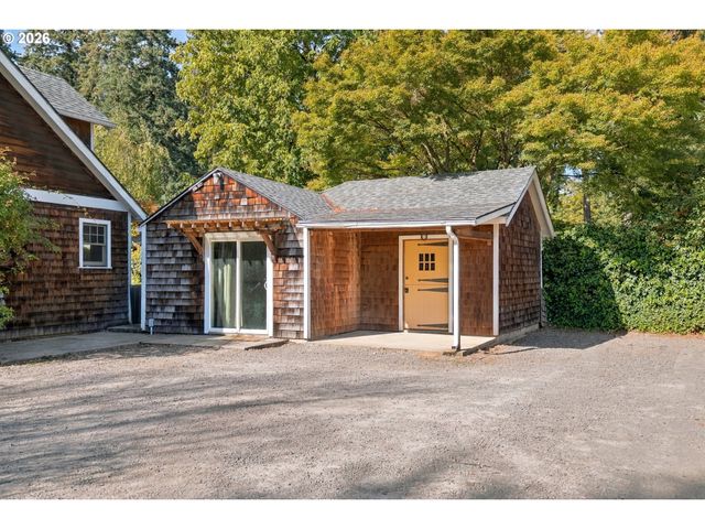 5675 CHILDS Rd, Lake Oswego, OR 97035