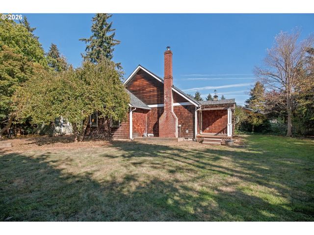 5675 CHILDS Rd, Lake Oswego, OR 97035