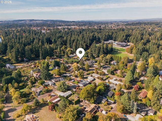 5675 CHILDS Rd, Lake Oswego, OR 97035