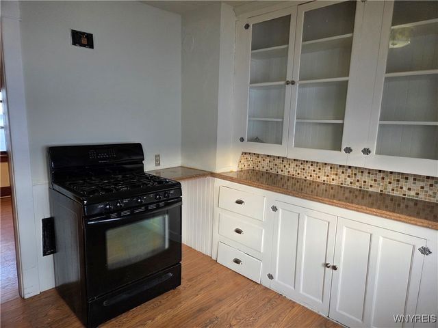 212 Newburgh Avenue UPPER, Buffalo, NY 14215