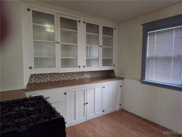 212 Newburgh Avenue UPPER, Buffalo, NY 14215