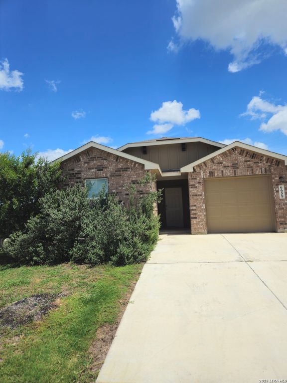 6659 LEGATO CURV, San Antonio, TX 78252