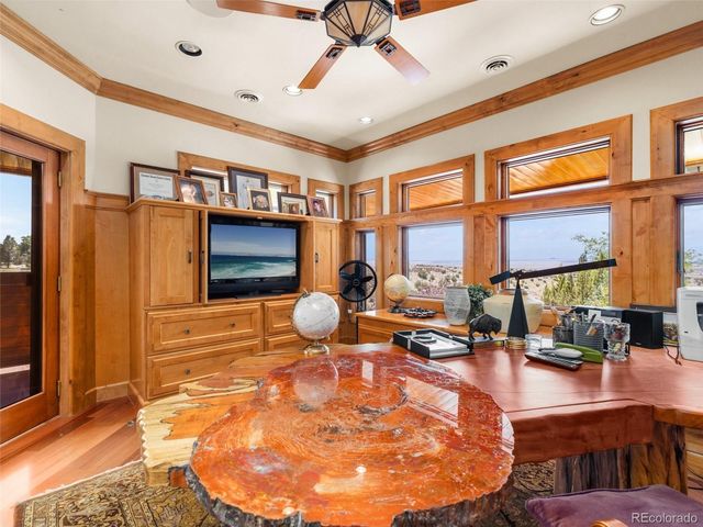 183 E Greenway Avenue, Pueblo, CO 81007