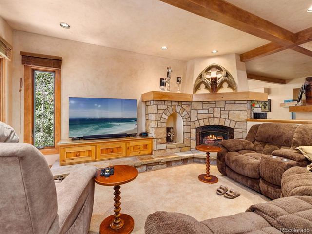 183 E Greenway Avenue, Pueblo, CO 81007