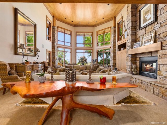 183 E Greenway Avenue, Pueblo, CO 81007