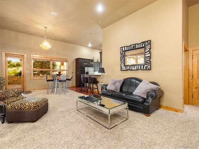 183 E Greenway Avenue, Pueblo, CO 81007