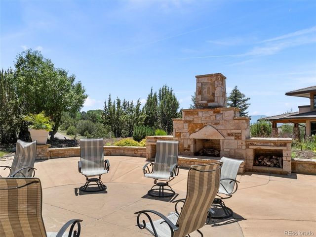 183 E Greenway Avenue, Pueblo, CO 81007