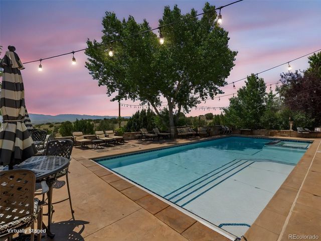 183 E Greenway Avenue, Pueblo, CO 81007