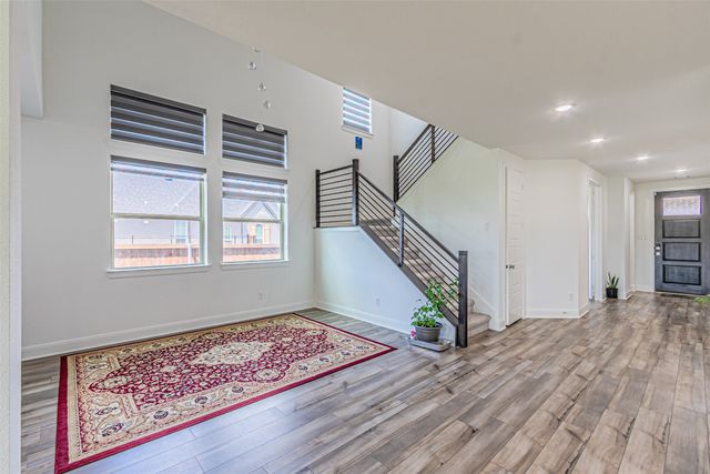 5028 Sandbrock Parkway, Aubrey, TX 76227