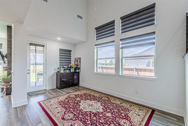 5028 Sandbrock Parkway, Aubrey, TX 76227
