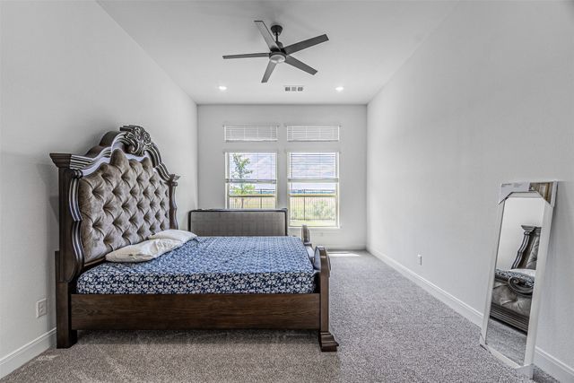 5028 Sandbrock Parkway, Aubrey, TX 76227