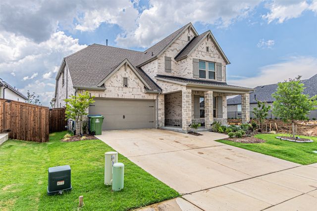 5028 Sandbrock Parkway, Aubrey, TX 76227