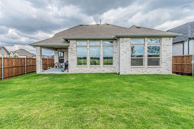 5028 Sandbrock Parkway, Aubrey, TX 76227