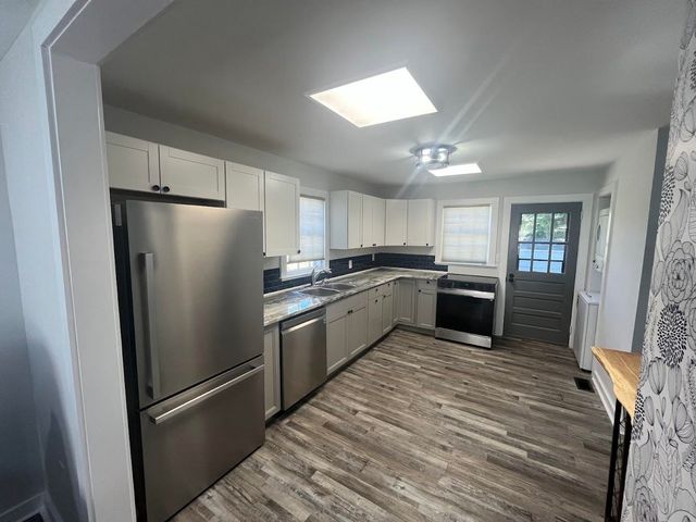 403 Thompson St, Gaffney, SC 29341