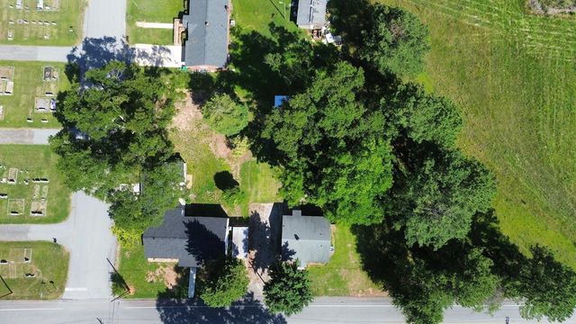 403 Thompson St, Gaffney, SC 29341