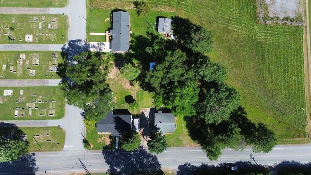 403 Thompson St, Gaffney, SC 29341