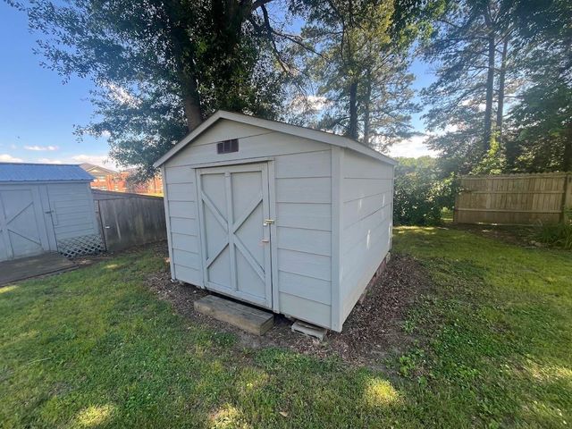 403 Thompson St, Gaffney, SC 29341