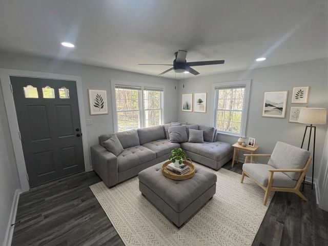 403 Thompson St, Gaffney, SC 29341