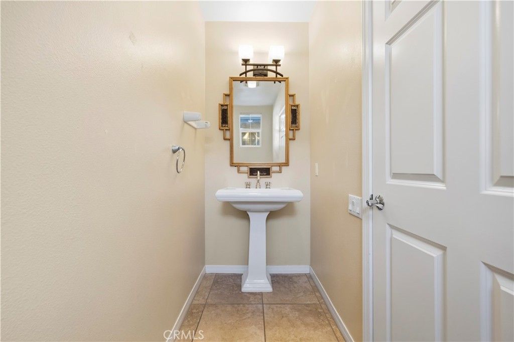 27988 Red Pine Court, Valencia, CA 91354 — photo 3