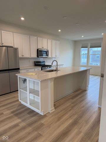 14517 Pomona Lane, Carmel, IN 46074