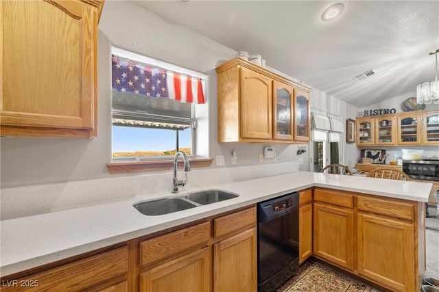 5950 Mojave Street, Pahrump, NV 89061