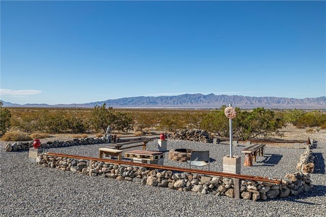 5950 Mojave Street, Pahrump, NV 89061