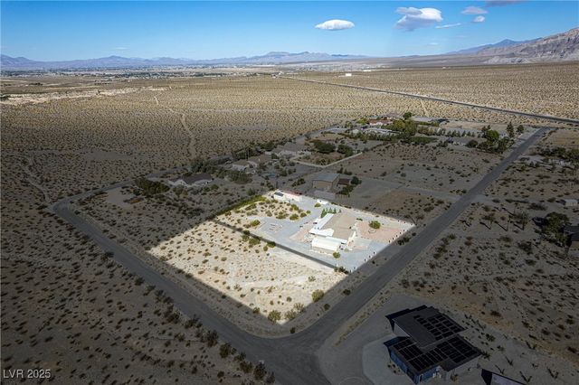 5950 Mojave Street, Pahrump, NV 89061