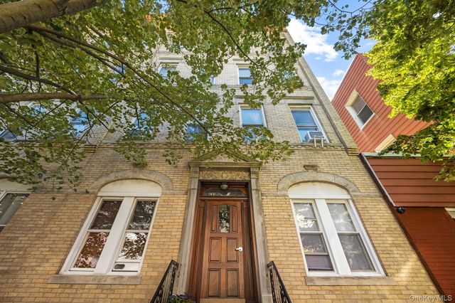 59 Newel Street, Brooklyn, NY 11222