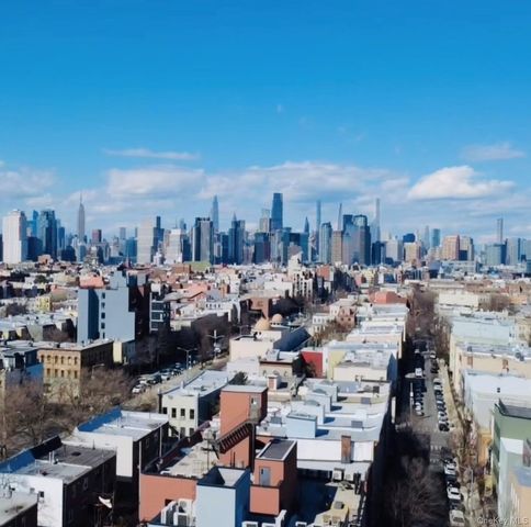 59 Newel Street, Brooklyn, NY 11222
