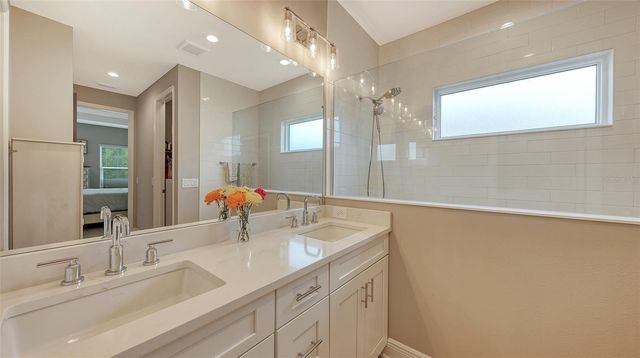 10193 CANAVERAL CIRCLE, Sarasota, FL 34241