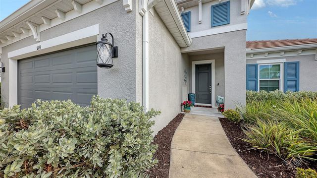 10193 CANAVERAL CIRCLE, Sarasota, FL 34241