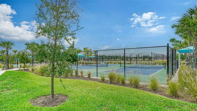 10193 CANAVERAL CIRCLE, Sarasota, FL 34241