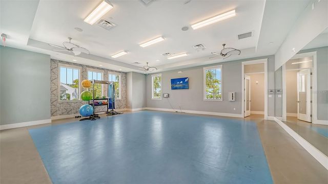 10193 CANAVERAL CIRCLE, Sarasota, FL 34241