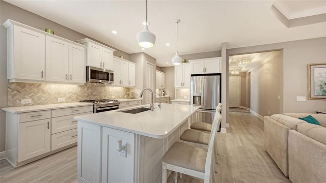 10193 CANAVERAL CIRCLE, Sarasota, FL 34241