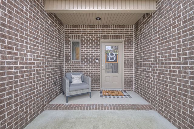 1217 White Rock Rd, Murfreesboro, TN 37129