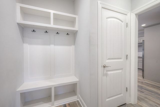 1217 White Rock Rd, Murfreesboro, TN 37129