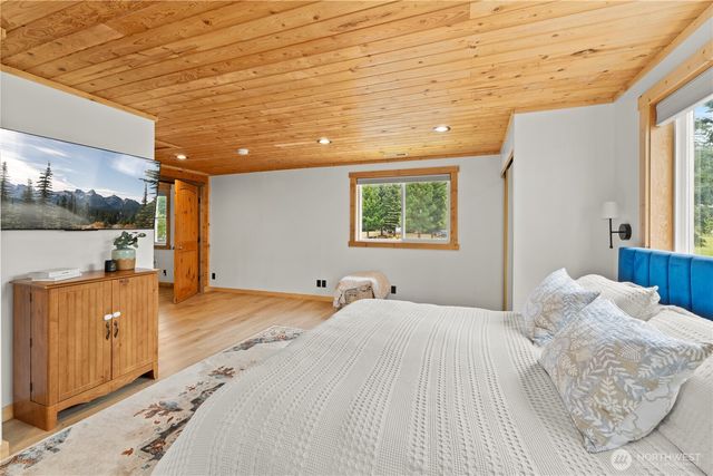 150 Grand Fir Lane, Ronald, WA 98940